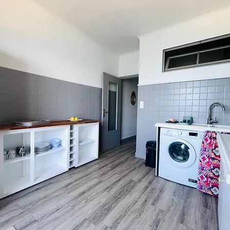 Front De Beau T3 Climatise Balcon Parking *