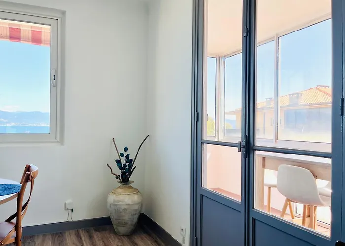 Апартаменты Front De Beau T3 Climatise Balcon Parking *