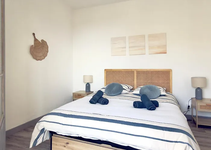 Апартаменты Front De Beau T3 Climatise Balcon Parking