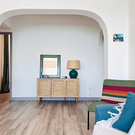 Apartman Front De Beau T3 Climatise Balcon Parking