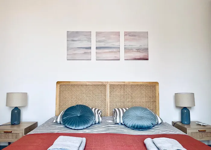 Front De Beau T3 Climatise Balcon Parking דירה