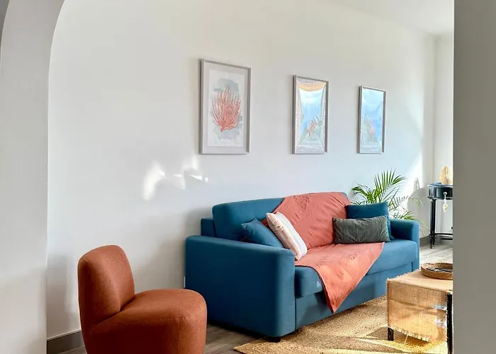 Front De Beau T3 Climatise Balcon Parking *