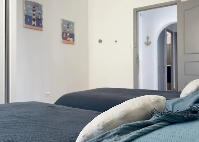 Front De Beau T3 Climatise Balcon Parking *